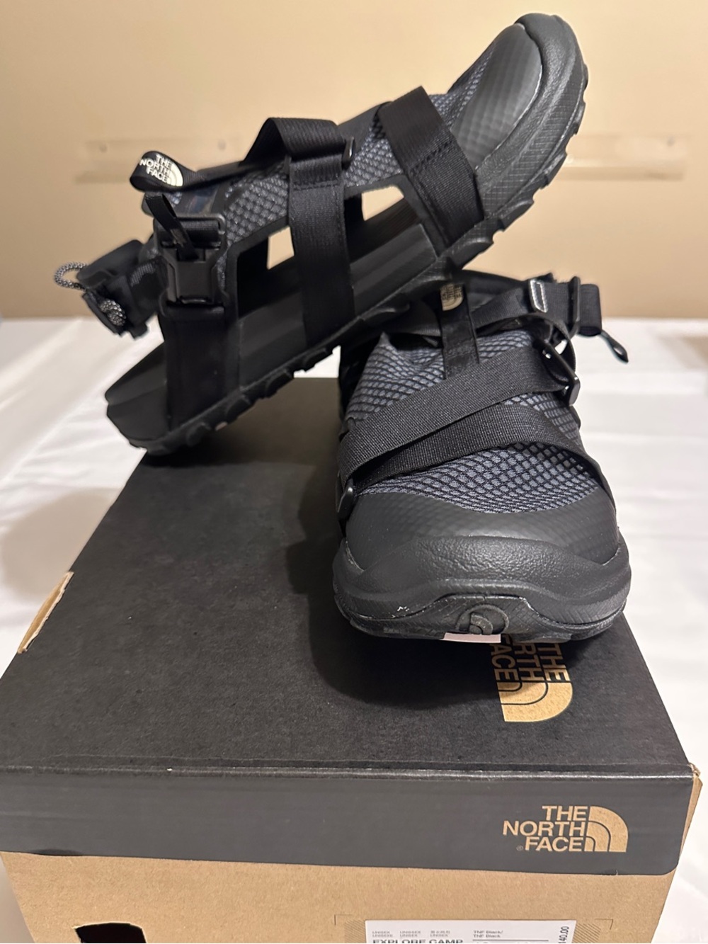 The North Face Men's Black Explorer Camp Lite Shandal Size 12